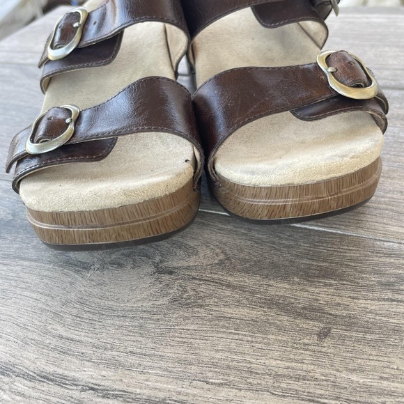 Dansko Sophie Sandals Women 8.5 39 Brown Leather Wedge Buckle Strap Slide Shoes - Picture 8 of 14